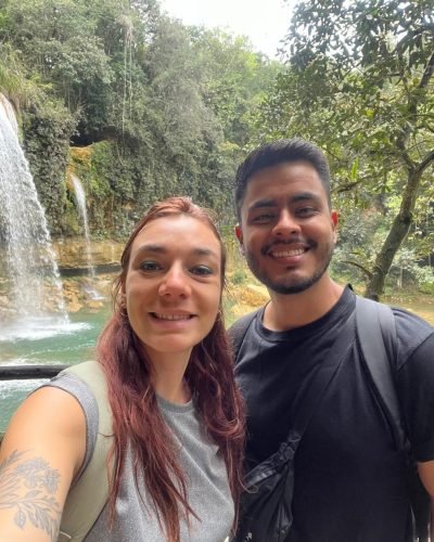 Laura and Dani in the field