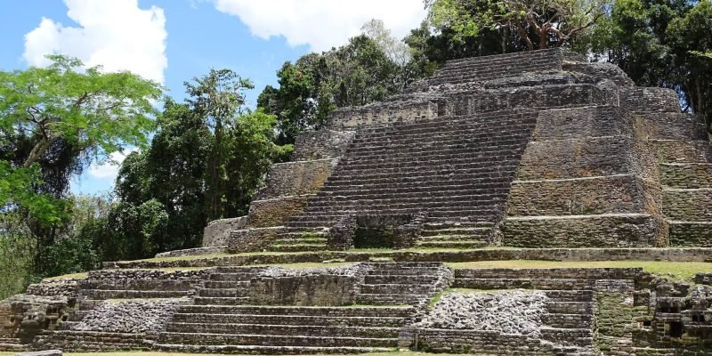 experience-belize - site maya - lamanai